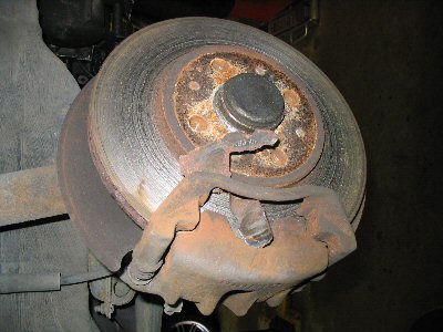 Late for brake repair an this BMW 3 series
There is no way to repair this brake. Need replacement.
Keywords: BMW