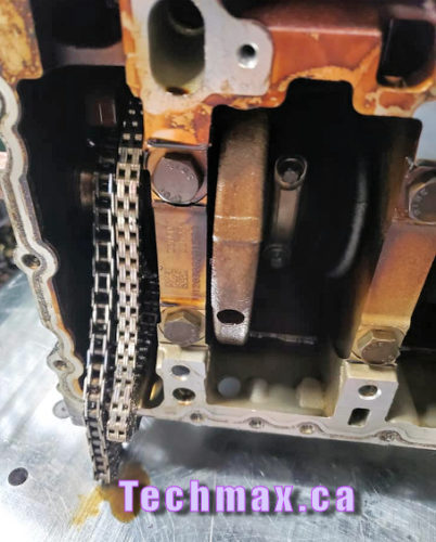 crankshaft with timing chain